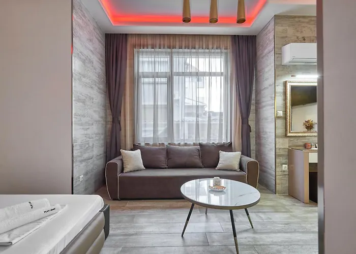 In Sarafovo With Private Parking Spot By Flat Mаnаger 아파트 부르가스